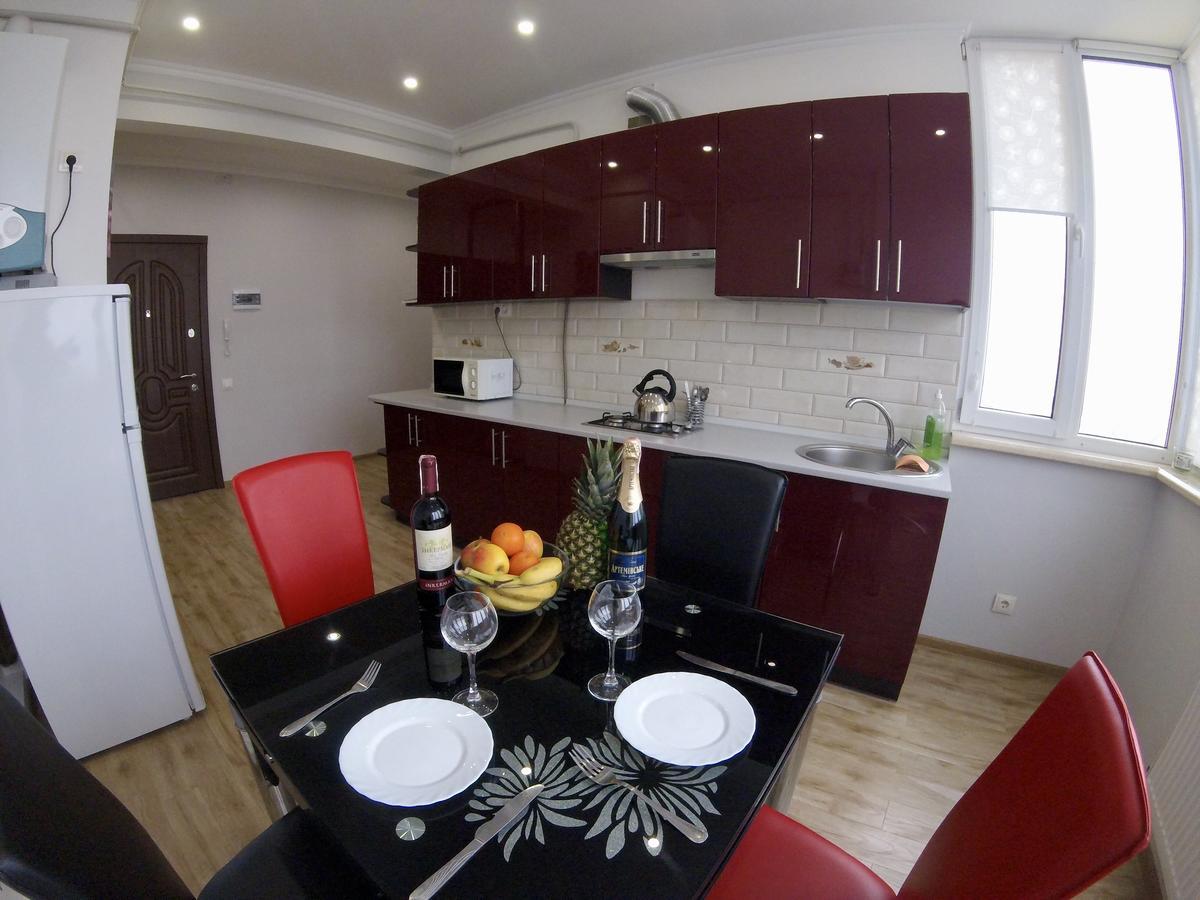 Vip Apartament In The Center Truskavets Eksteriør bilde